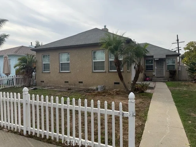 $2,700 | 2293 Grand, Long Beach, CA 90815
