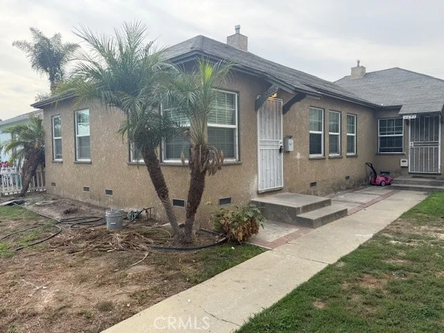 $2,700 | 2293 Grand, Long Beach, CA 90815