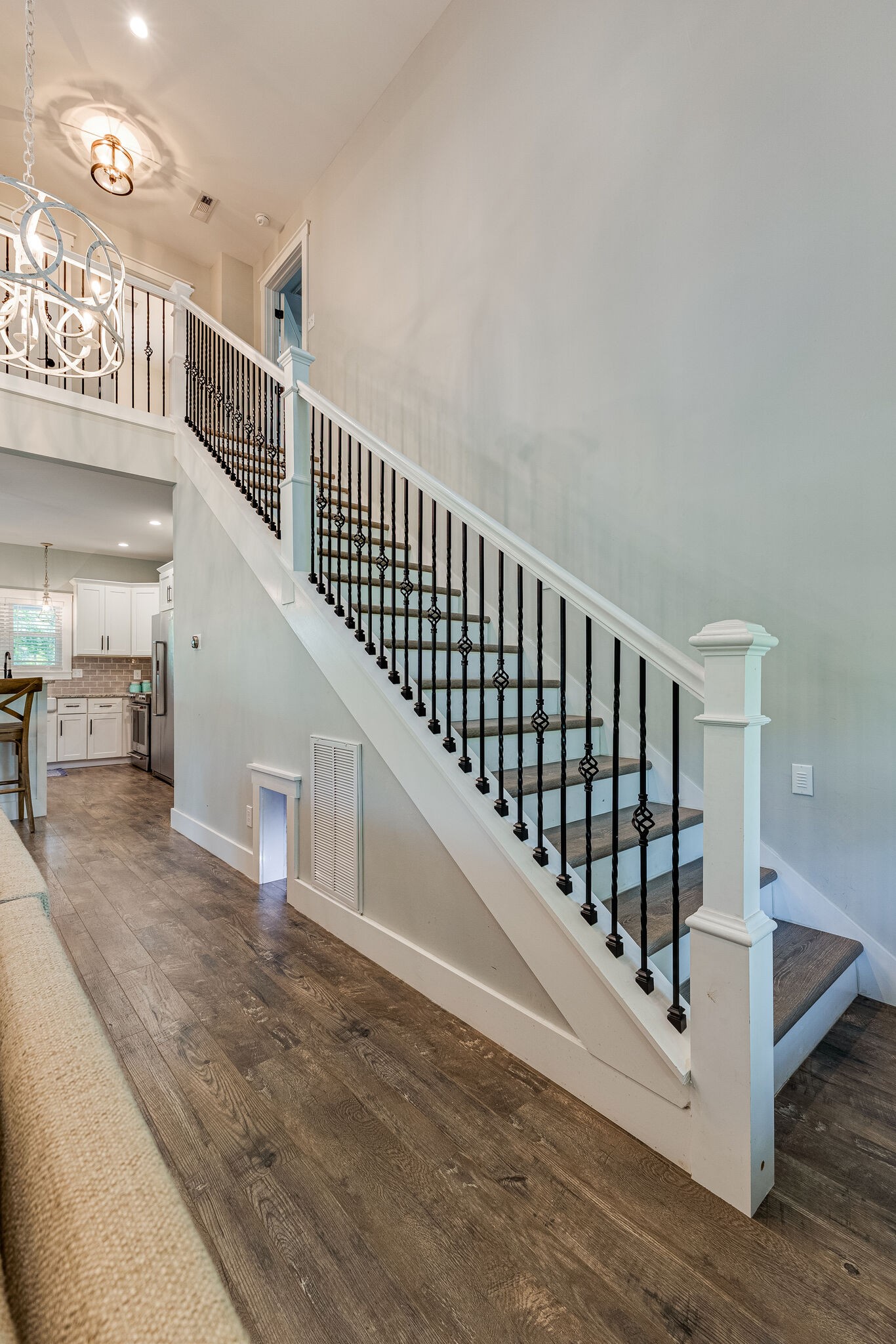 3425 Toms Creek Road Linden, TN 37096 - Photo 19 of 38 a view of entryway and hall with wooden floor