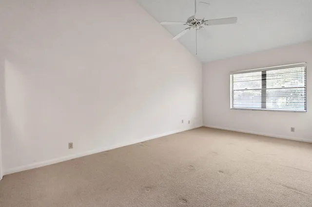 $6,000 | 800 Andrews Avenue, Unit 3, Delray Beach, FL 33483