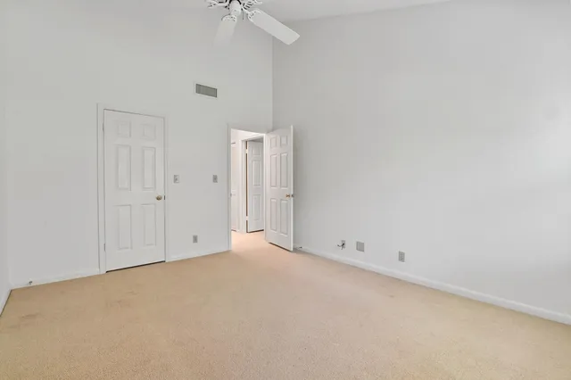 $6,000 | 800 Andrews Avenue, Unit 3, Delray Beach, FL 33483