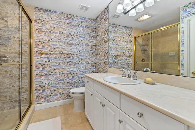 $6,000 | 800 Andrews Avenue, Unit 3, Delray Beach, FL 33483