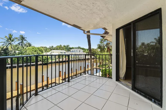 $6,000 | 800 Andrews Avenue, Unit 3, Delray Beach, FL 33483