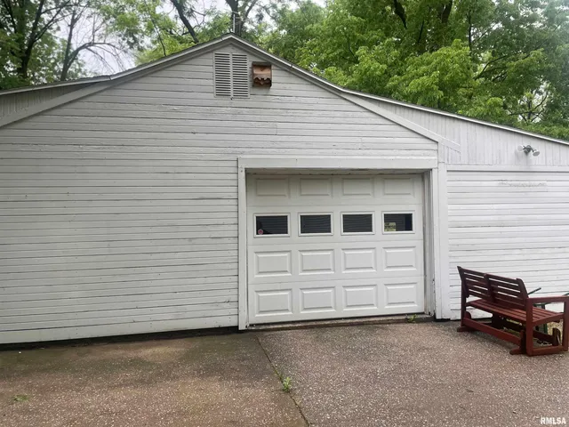 $142,500 | 623 South Randolph Street, Macomb, IL 61455