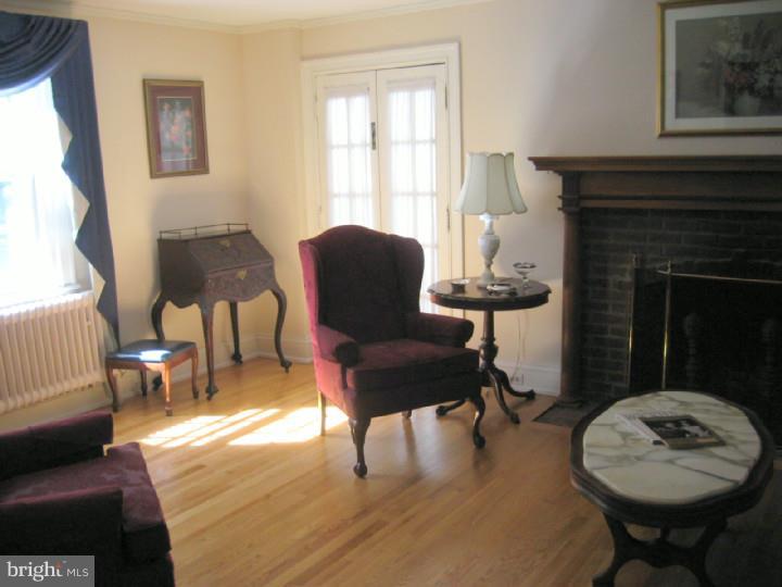 208 Roberts Road Ardmore, PA 19003 - Photo 4 of 20 Gallery Image 4