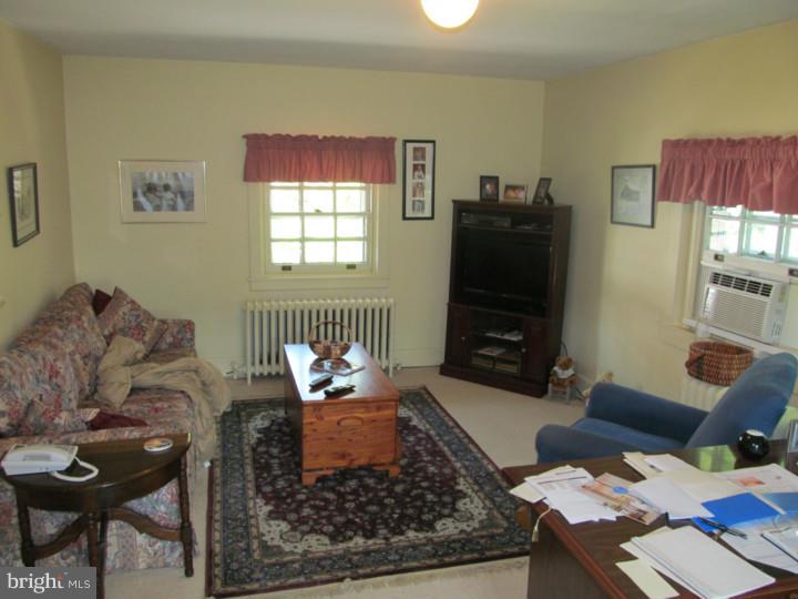 208 Roberts Road Ardmore, PA 19003 - Photo 5 of 20 Gallery Image 5