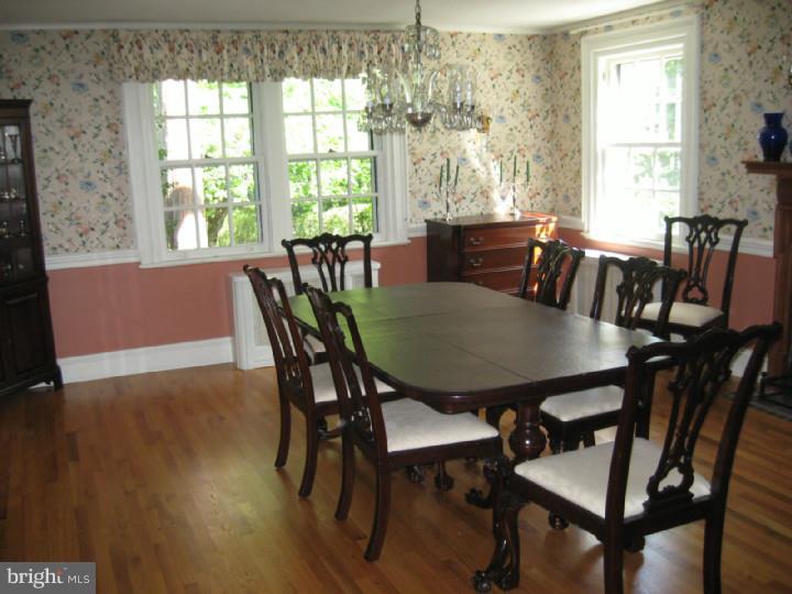 208 Roberts Road Ardmore, PA 19003 - Photo 7 of 20 Gallery Image 7