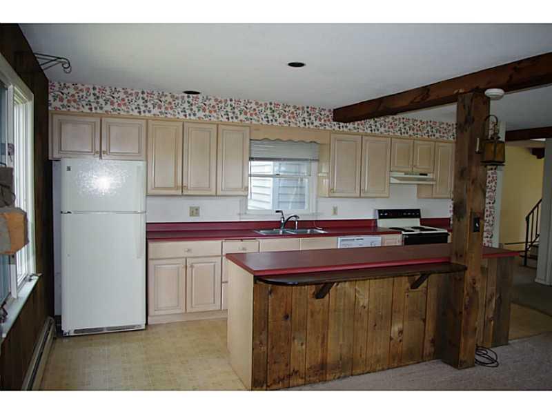 318 High Head Road Harpswell, ME 04079 - Photo 4 of 33 Kitchen.