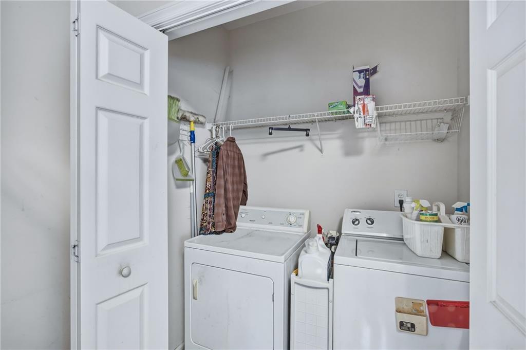 260 Manning Road Southwest, Unit 136 Marietta, GA 30064 - Photo 19 of 43 a utility room with dryer and washer