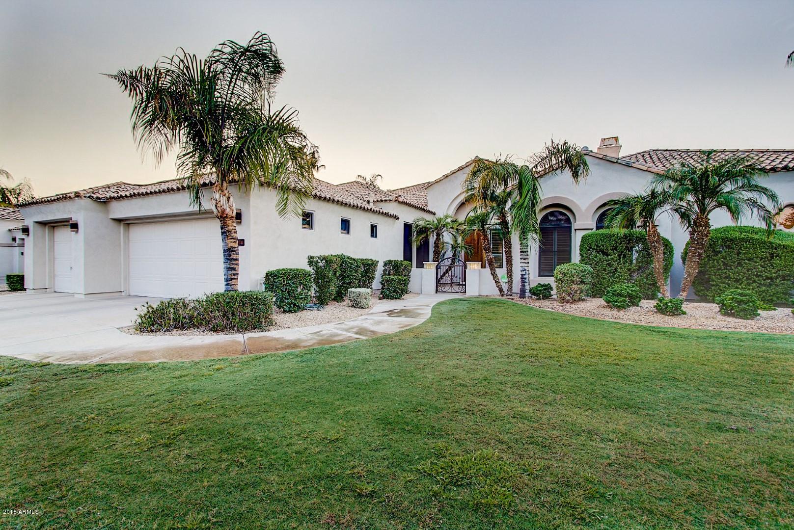 1744 West Blue Ridge Way Chandler, AZ 85248 - Photo 7 of 46 Blue Ridge Way-30 (Large)