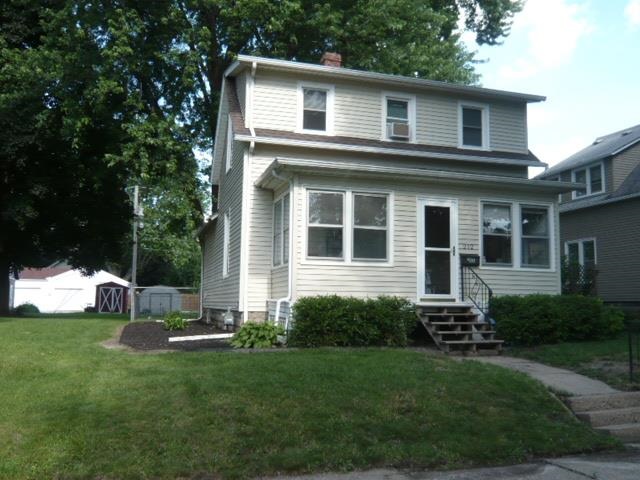 212 45th Street Moline, IL 61265 - Photo 1 of 15 Gallery Image 1