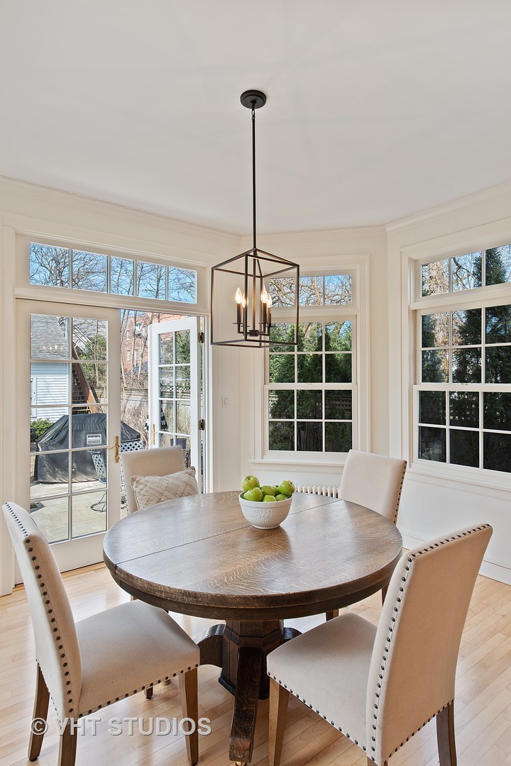 363 Sunset Road Winnetka, IL 60093 - Photo 13 of 35