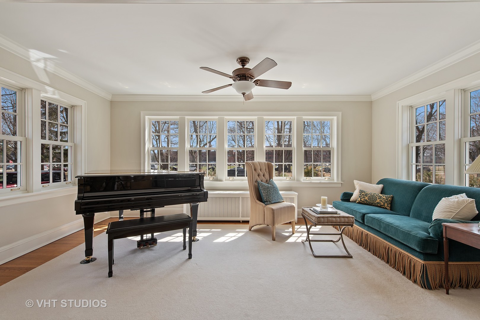 363 Sunset Road Winnetka, IL 60093 - Photo 4 of 35