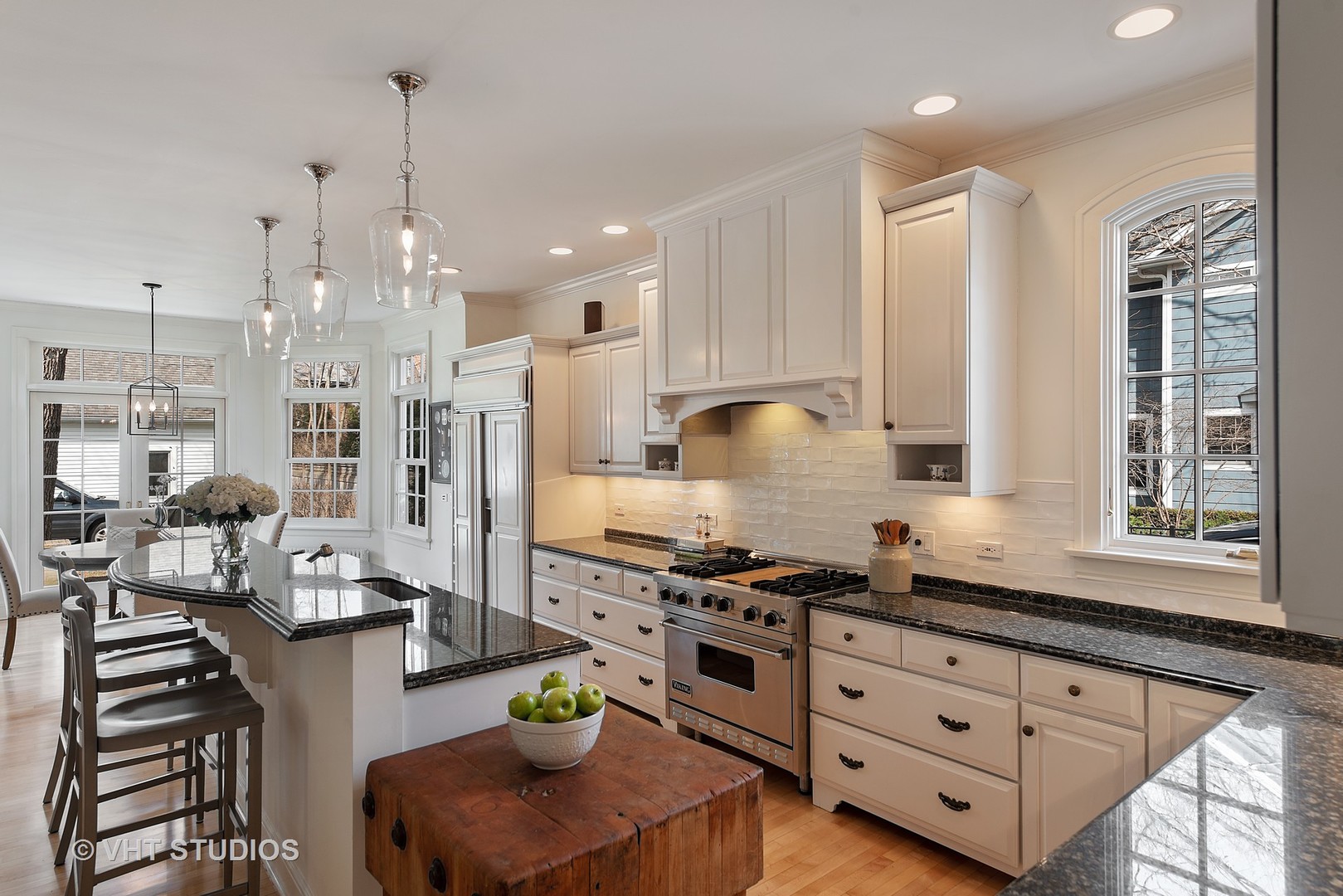 363 Sunset Road Winnetka, IL 60093 - Photo 10 of 35
