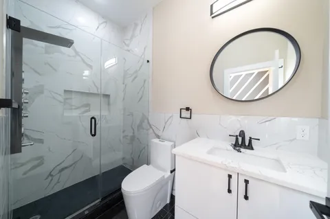 $5,150 | 159 Hopkins Avenue, Unit 1, Jersey City, NJ 07306