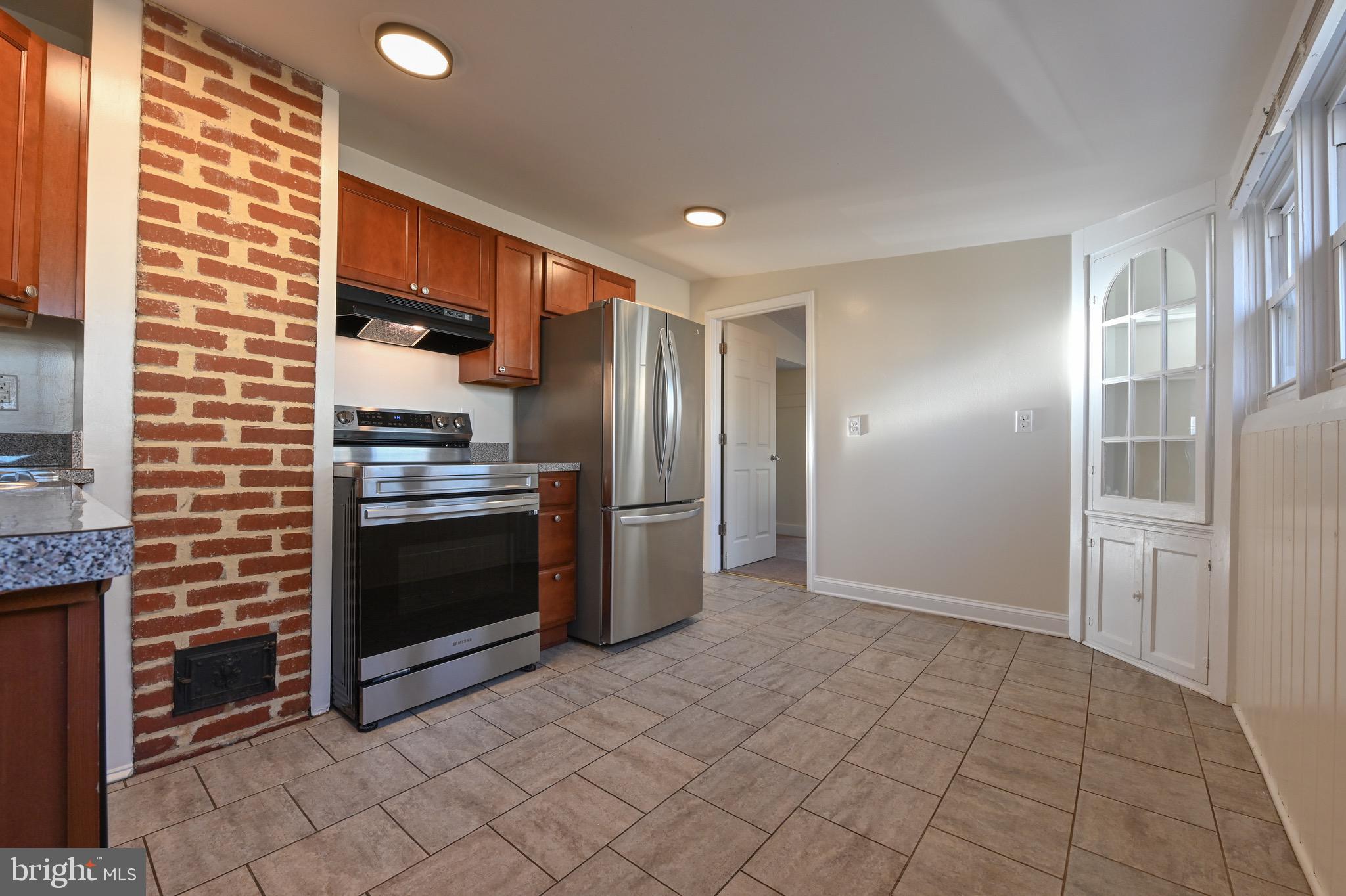 1615 Grange Road Edgewater, MD 21037 - Photo 18 of 29 Kitchen with Table Space & China Cabinet