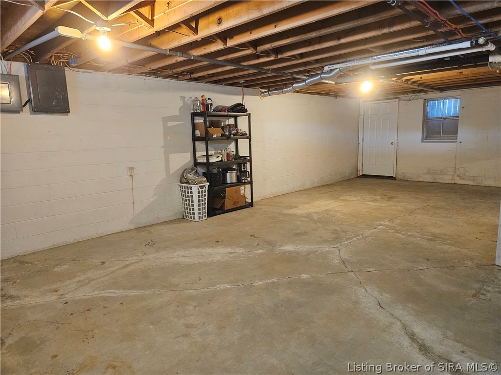 7526 East Riverside Drive Madison, IN 47250 - Photo 23 of 32