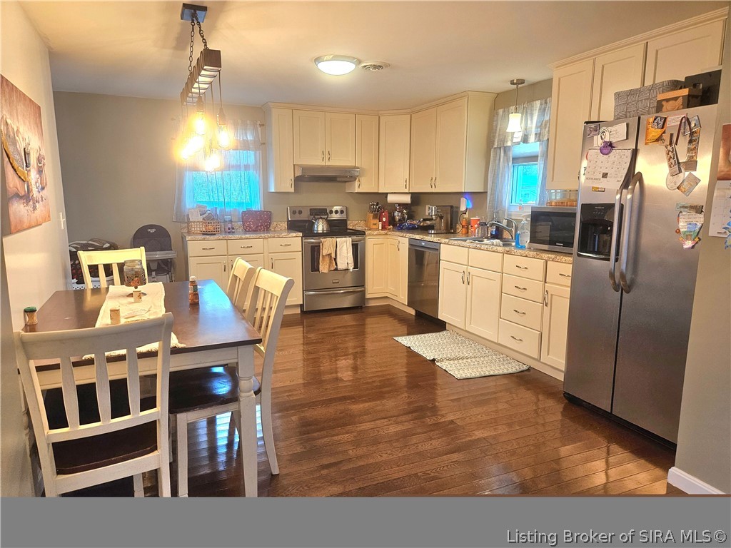 7526 East Riverside Drive Madison, IN 47250 - Photo 4 of 32