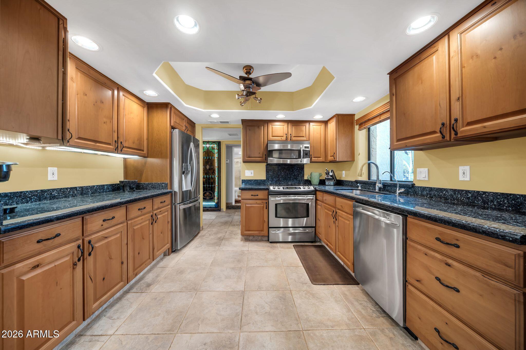 18420 Sierra Vereda Rio Verde, AZ 85263 - Photo 12 of 46 Kitchen