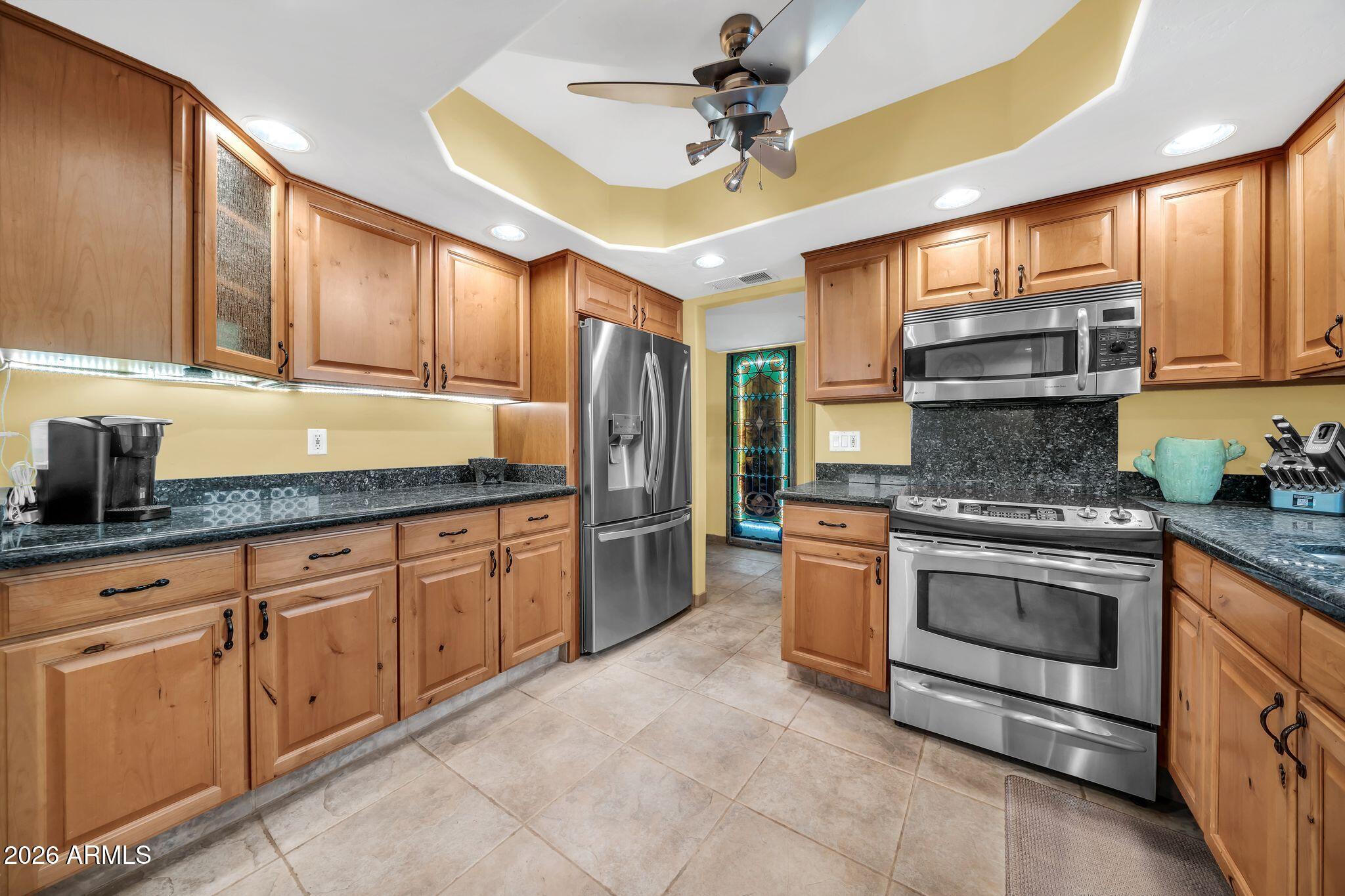 18420 Sierra Vereda Rio Verde, AZ 85263 - Photo 13 of 46 Stainless steel appliances