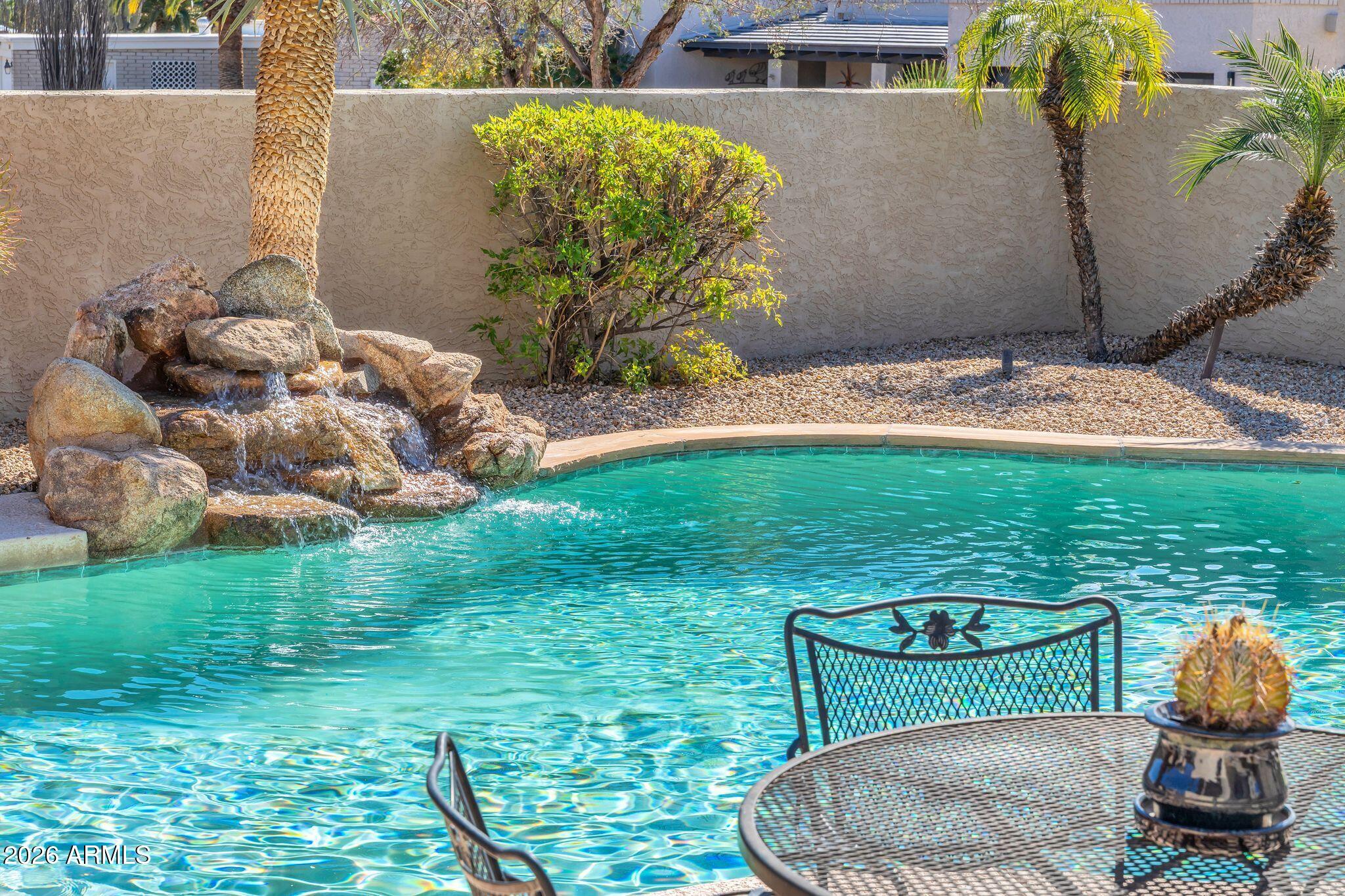 18420 Sierra Vereda Rio Verde, AZ 85263 - Photo 21 of 46 Waterfall!