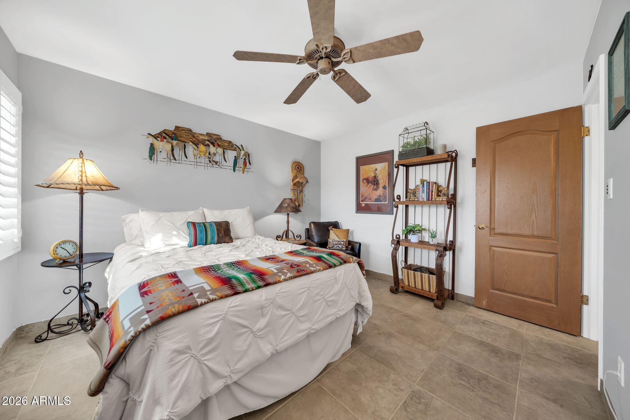 18420 Sierra Vereda Rio Verde, AZ 85263 - Photo 29 of 46 Guest rm view #3