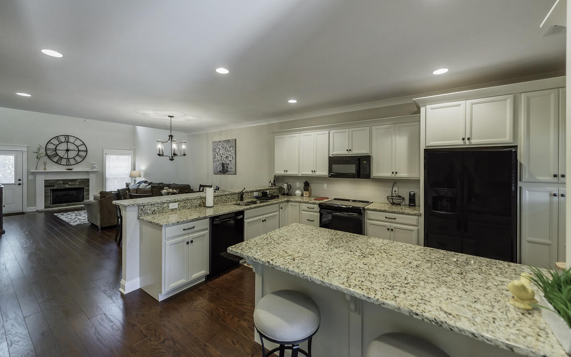 2362 Rivendell Lane Chattanooga, TN 37421 - Photo 5 of 28 DSC_3537