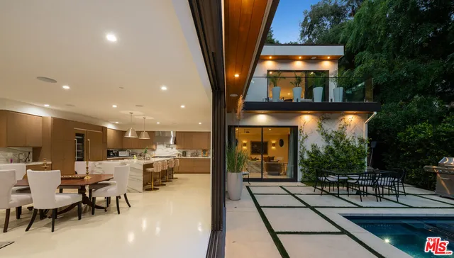 $26,950 | 1884 Laurel Canyon Road, Los Angeles, CA 90046