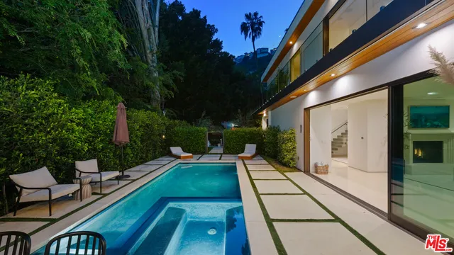 $26,950 | 1884 Laurel Canyon Road, Los Angeles, CA 90046