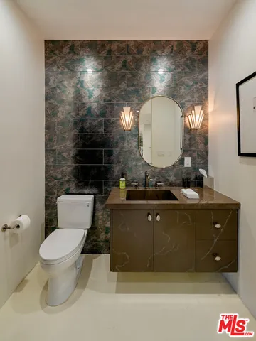 $26,950 | 1884 Laurel Canyon Road, Los Angeles, CA 90046