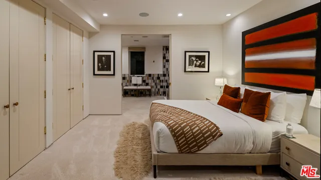 $26,950 | 1884 Laurel Canyon Road, Los Angeles, CA 90046