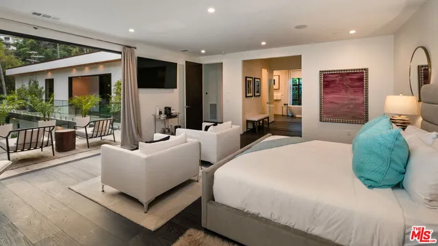 $26,950 | 1884 Laurel Canyon Road, Los Angeles, CA 90046