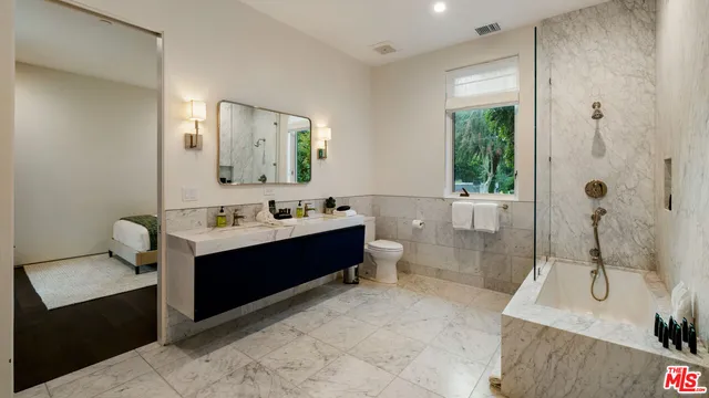 $26,950 | 1884 Laurel Canyon Road, Los Angeles, CA 90046