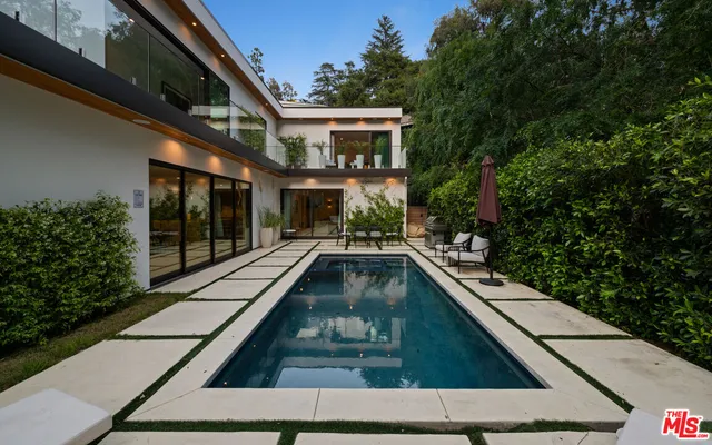 $26,950 | 1884 Laurel Canyon Road, Los Angeles, CA 90046