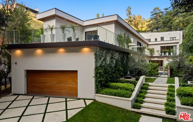 $26,950 | 1884 Laurel Canyon Road, Los Angeles, CA 90046