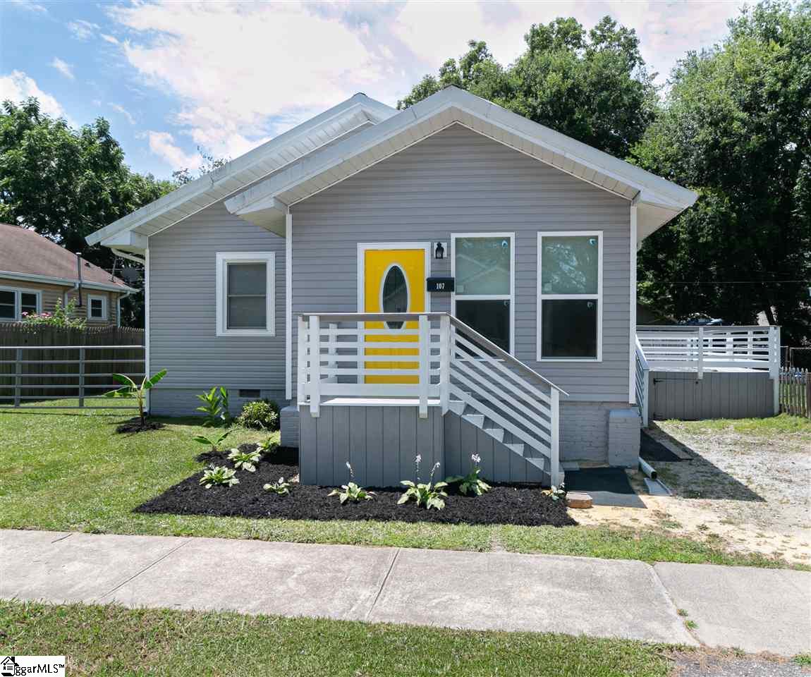 107 Gordon Street Clinton, SC 29325 - Photo 1 of 24 Gallery Image 1