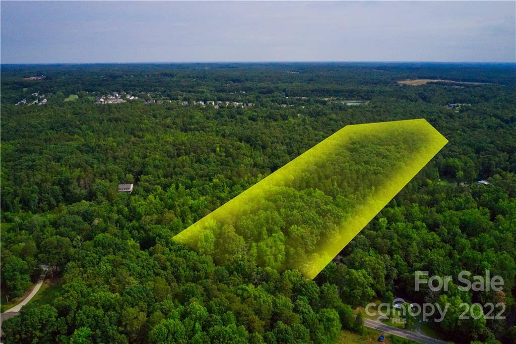 650 Union Road Matthews, NC 28104 - Photo 5 of 9 a view of a green field with an outdoor space