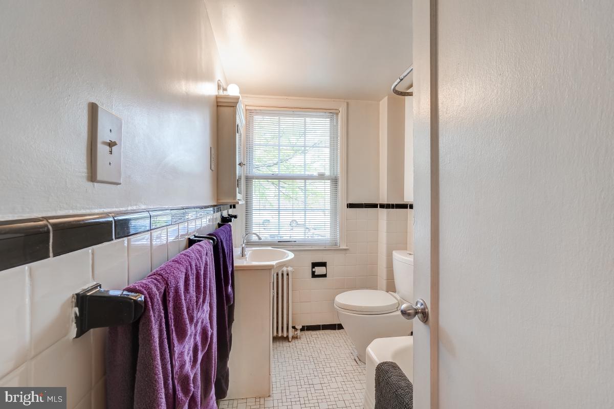 2206 Colston Drive, Unit 103 Silver Spring, MD 20910 - Photo 24 of 33