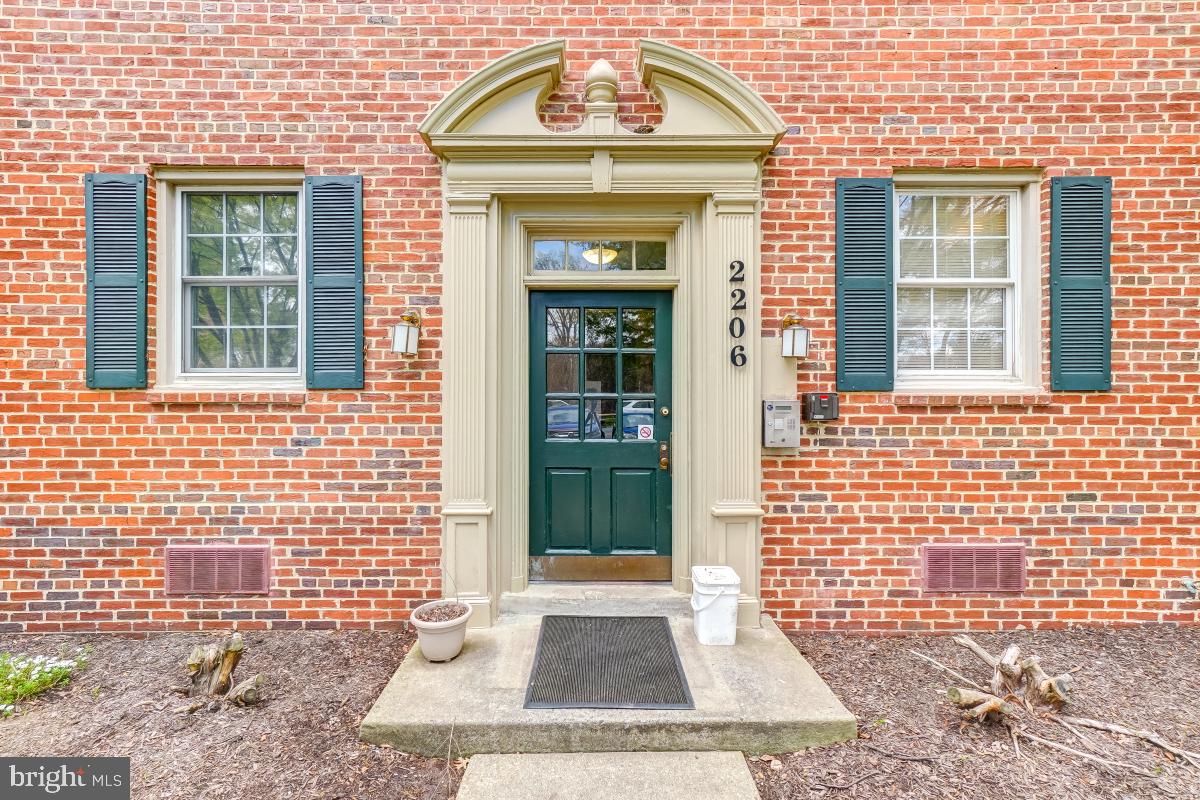 2206 Colston Drive, Unit 103 Silver Spring, MD 20910 - Photo 6 of 33