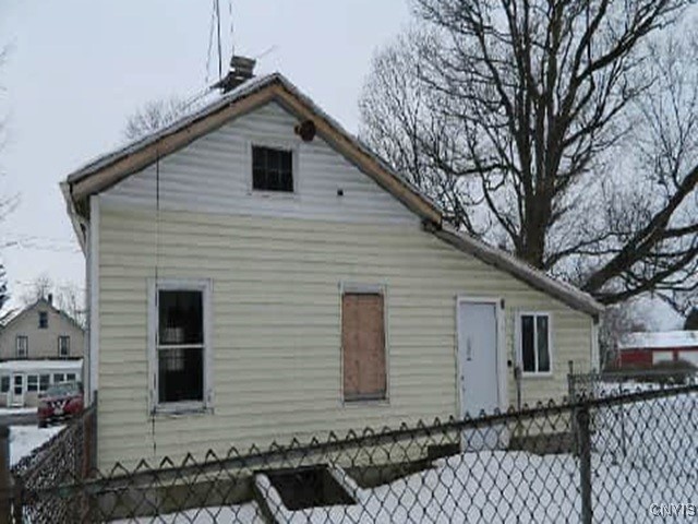 5723 Ellicott Street Road Bethany, NY 14054 - Photo 2 of 8