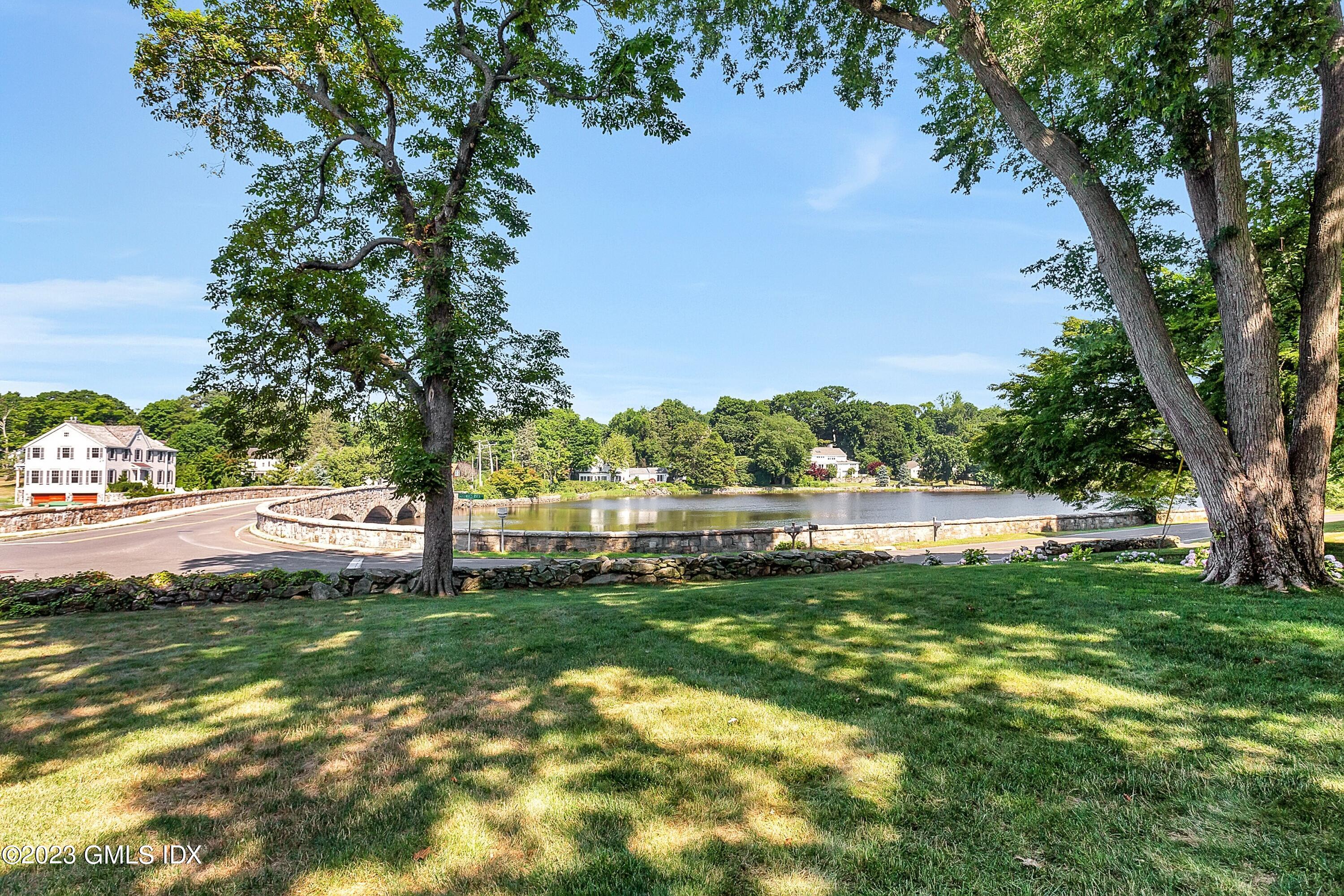 150 Goodwives River Road Darien, CT 06820 - Photo 4 of 39