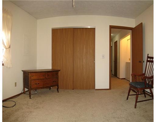 696 Grandview Drive, Unit 696 Springfield, OH 45503 - Photo 10 of 14