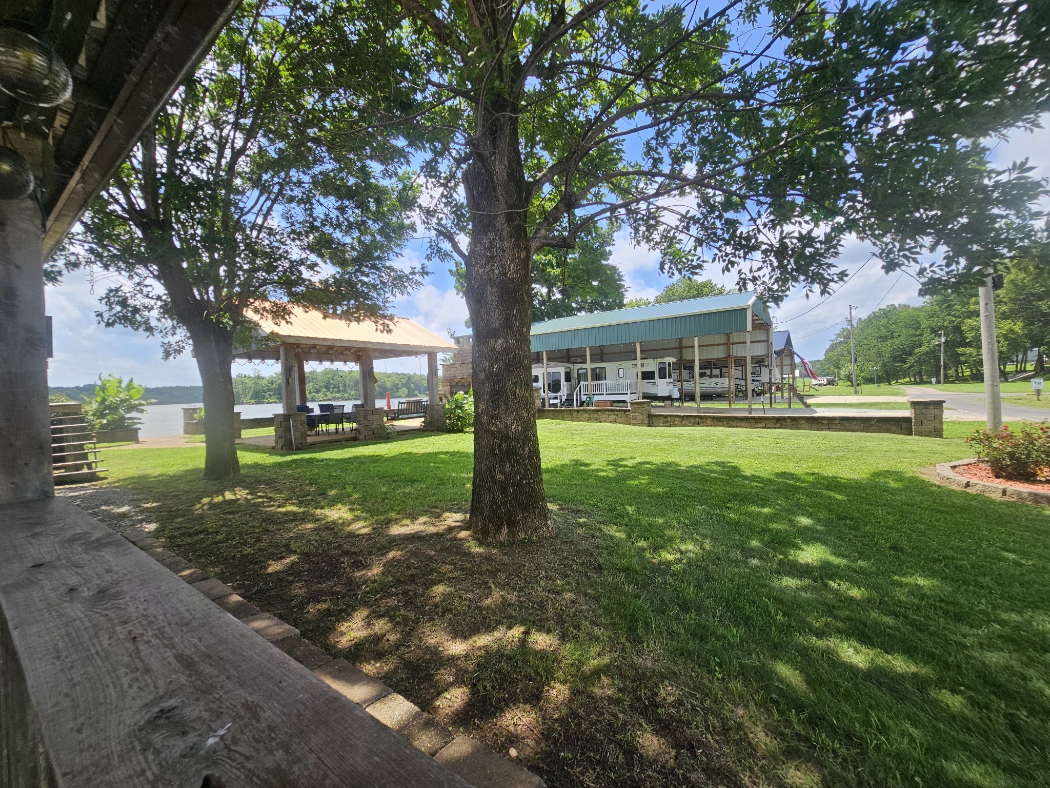 625 Tn River Estates Road Clifton, TN 38425 - Photo 10 of 64