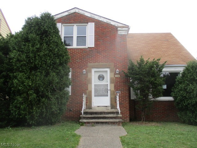 4369 Silsby Road University Heights, OH 44118 - Photo 1 of 13