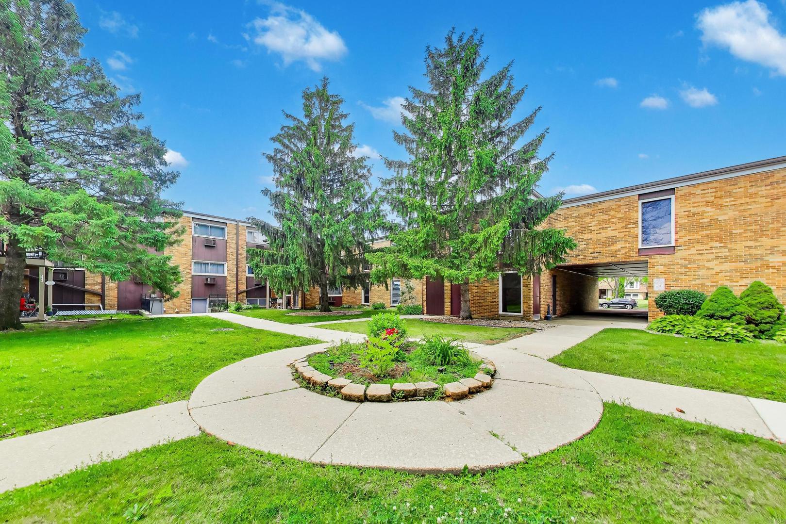1313 Rebecca Road, Unit 116B Lombard, IL 60148 - Photo 11 of 14
