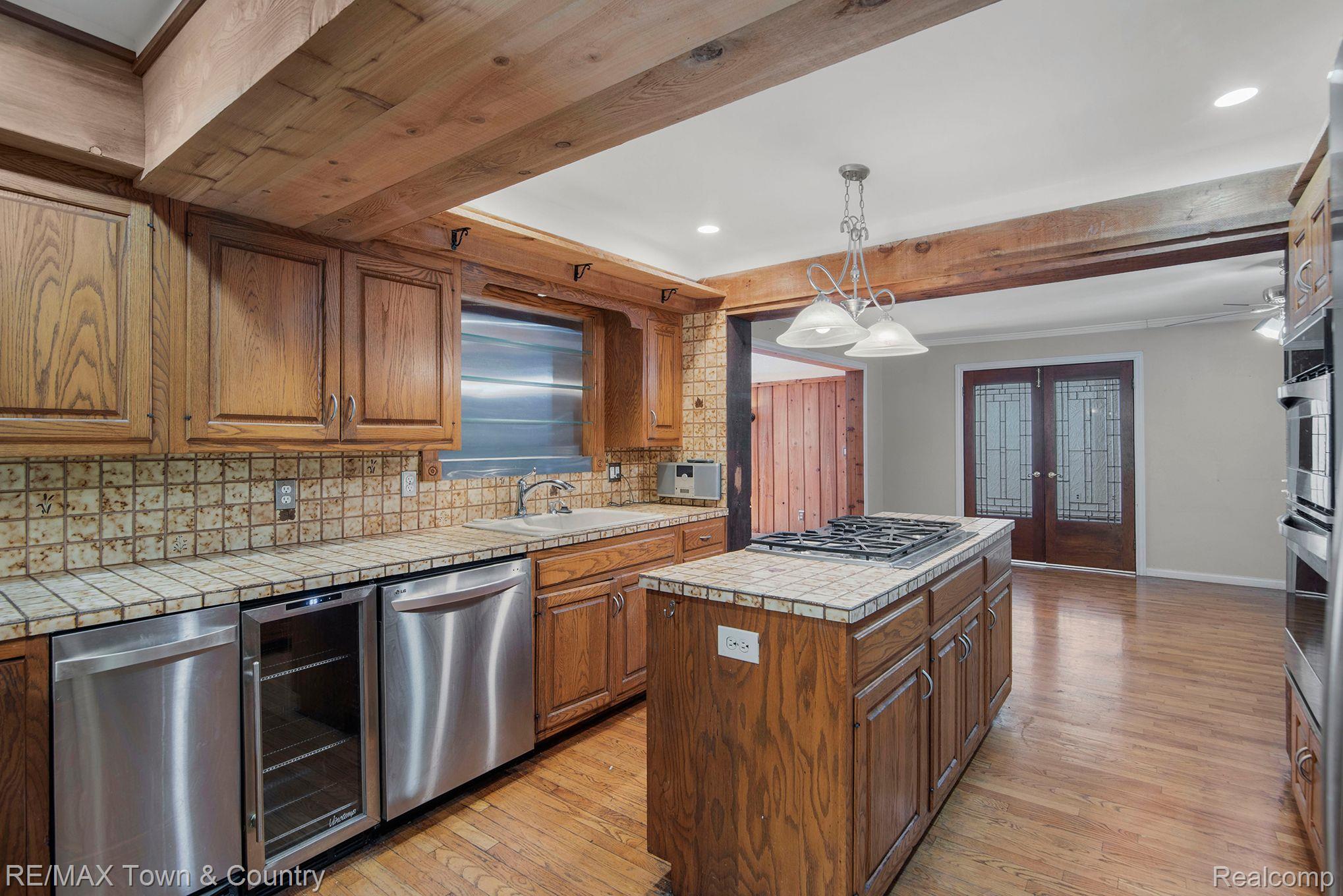 611 Morrish Road Flushing, MI 48433 - Photo 10 of 51 Gallery Image 10