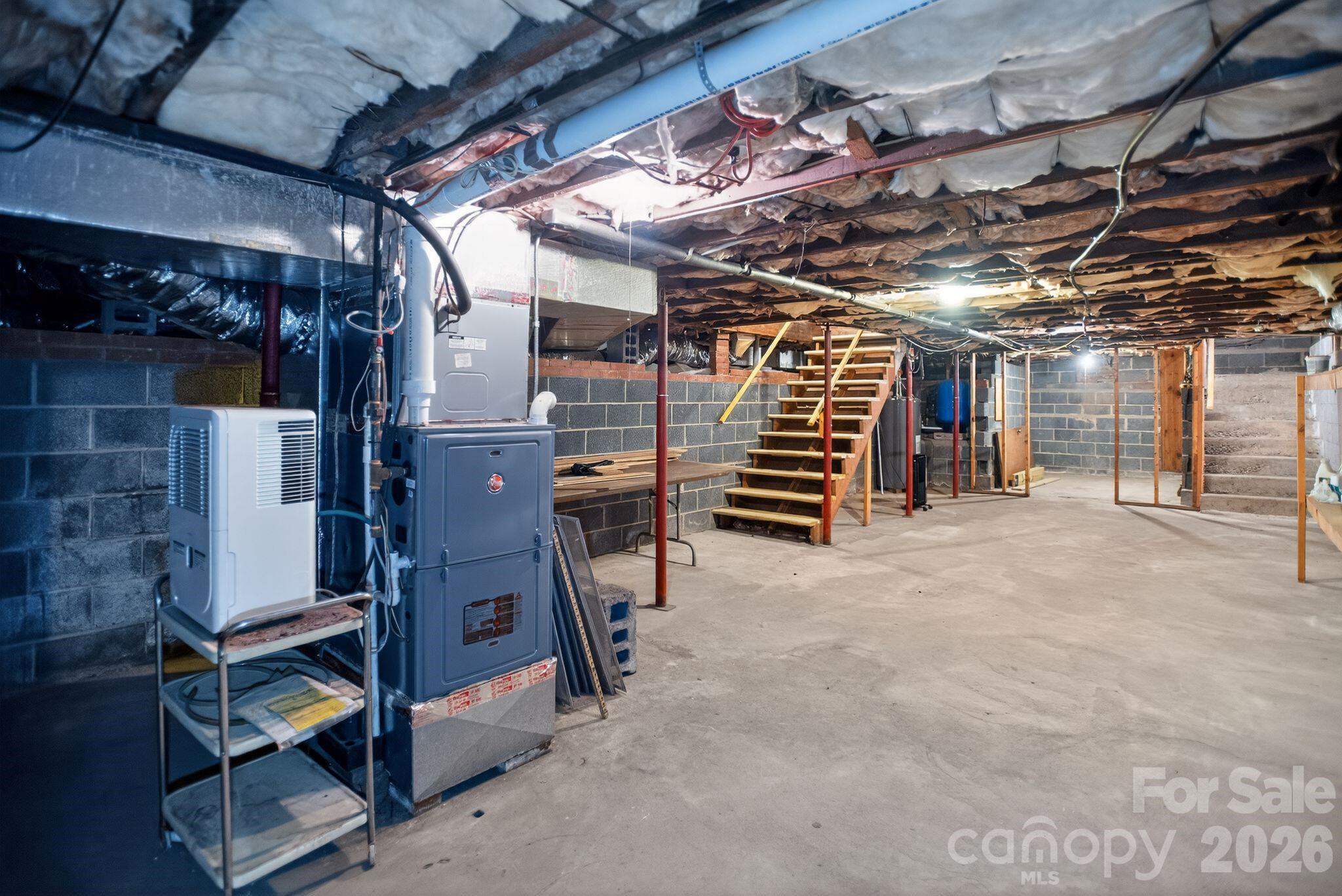 4783 Calico Road Lenoir, NC 28645 - Photo 28 of 44 a view of a room with gym equipment