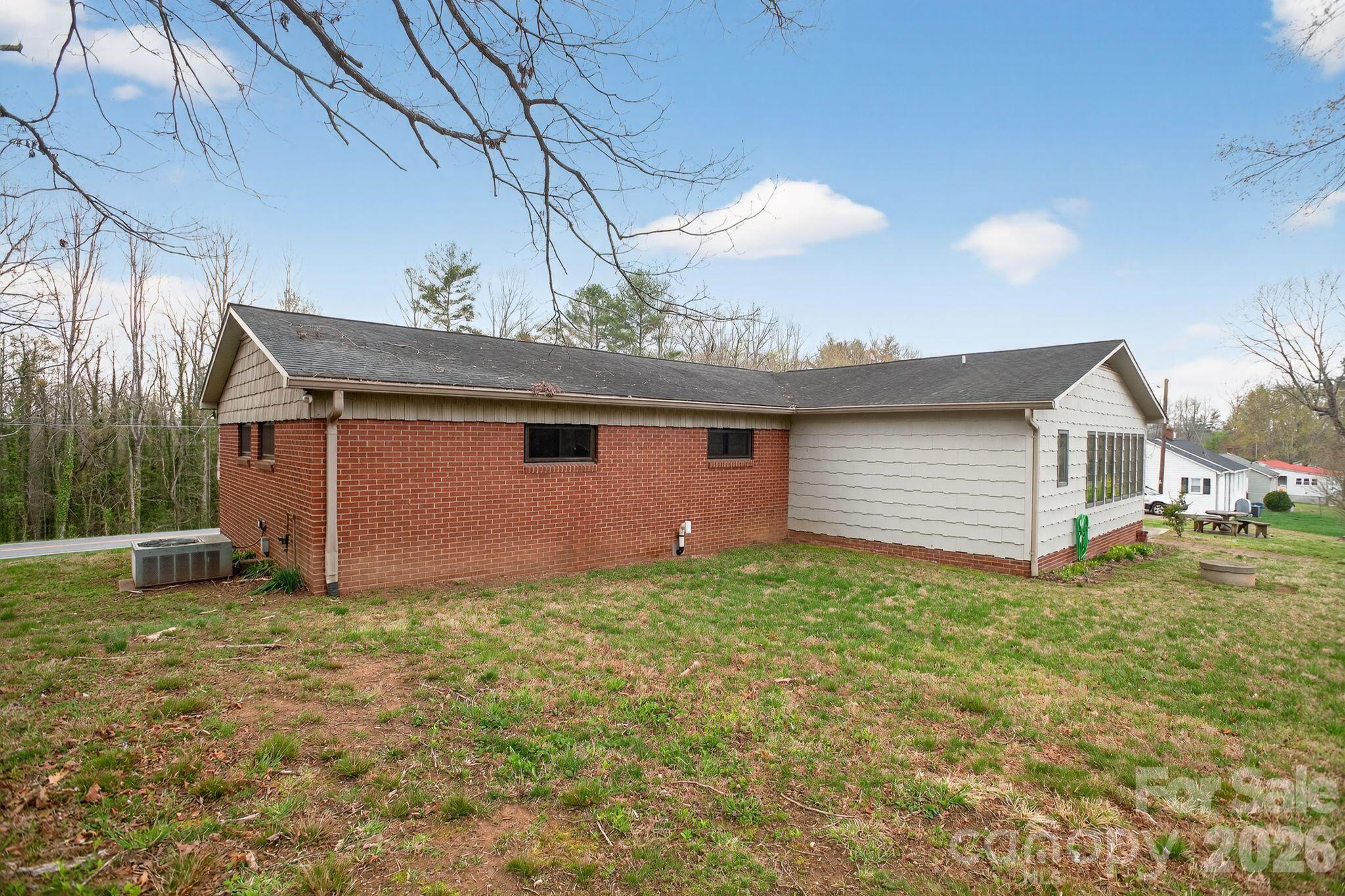 4783 Calico Road Lenoir, NC 28645 - Photo 35 of 44 a backyard of a house