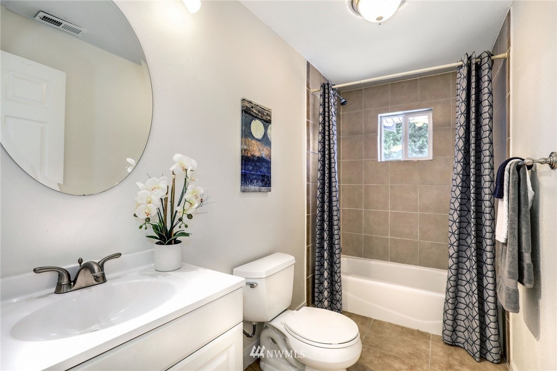 2709 Northeast 22nd Street Renton, WA 98056 - Photo 18 of 25 Gallery Image 18