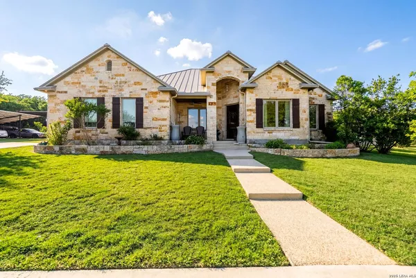 $899,000 | 17841 Helotes Springs Road, Helotes, TX 78023